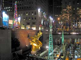 173%2033%20nam%20june%20paik%2c%20transmission%2c%20rockefeller%20center%2c%20new%20york%2c%202002.